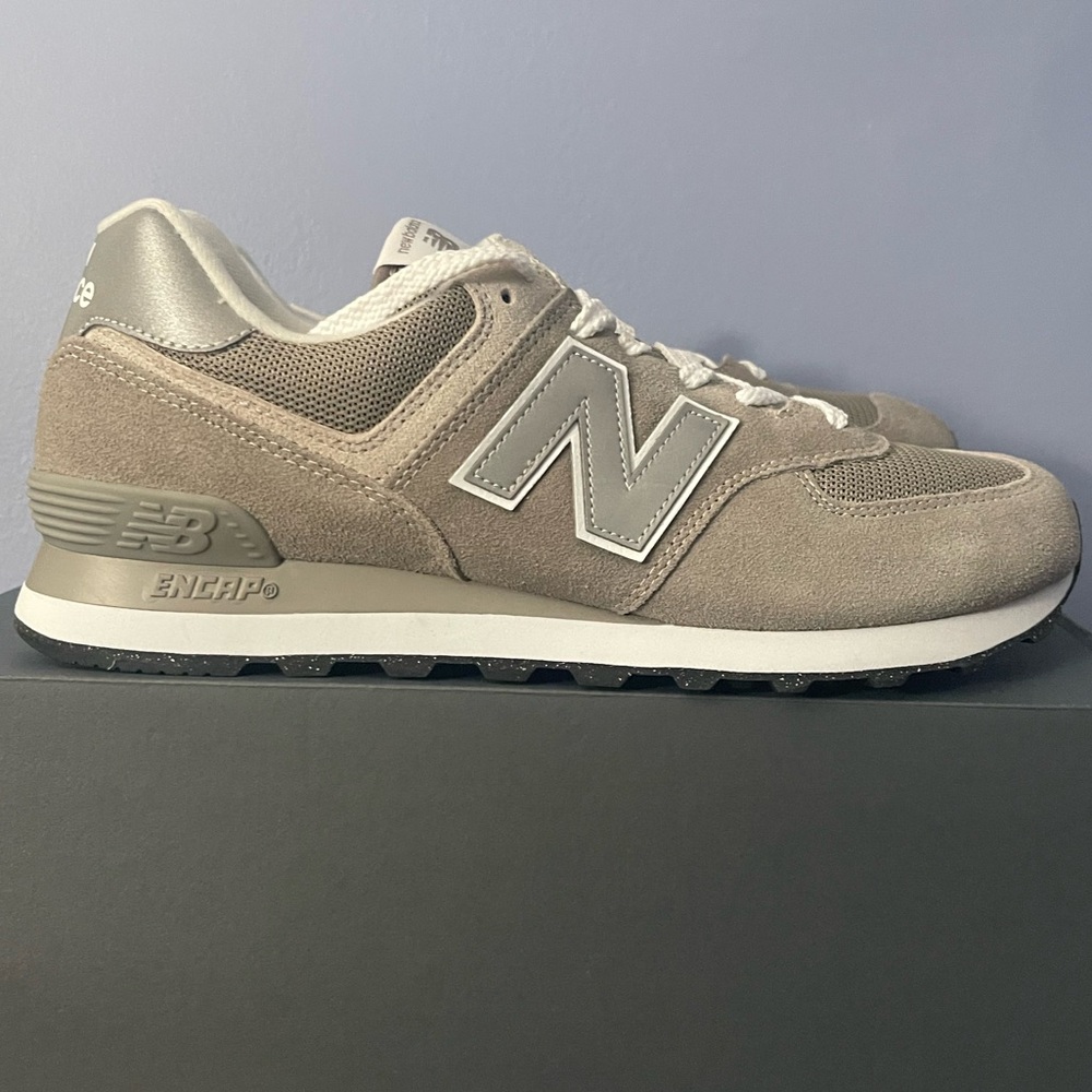 Size 9.5 - New Balance 574 Core Pack - Grey Brand New ML574EVG